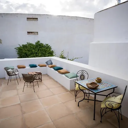 Del Mundo Bed & Breakfast *